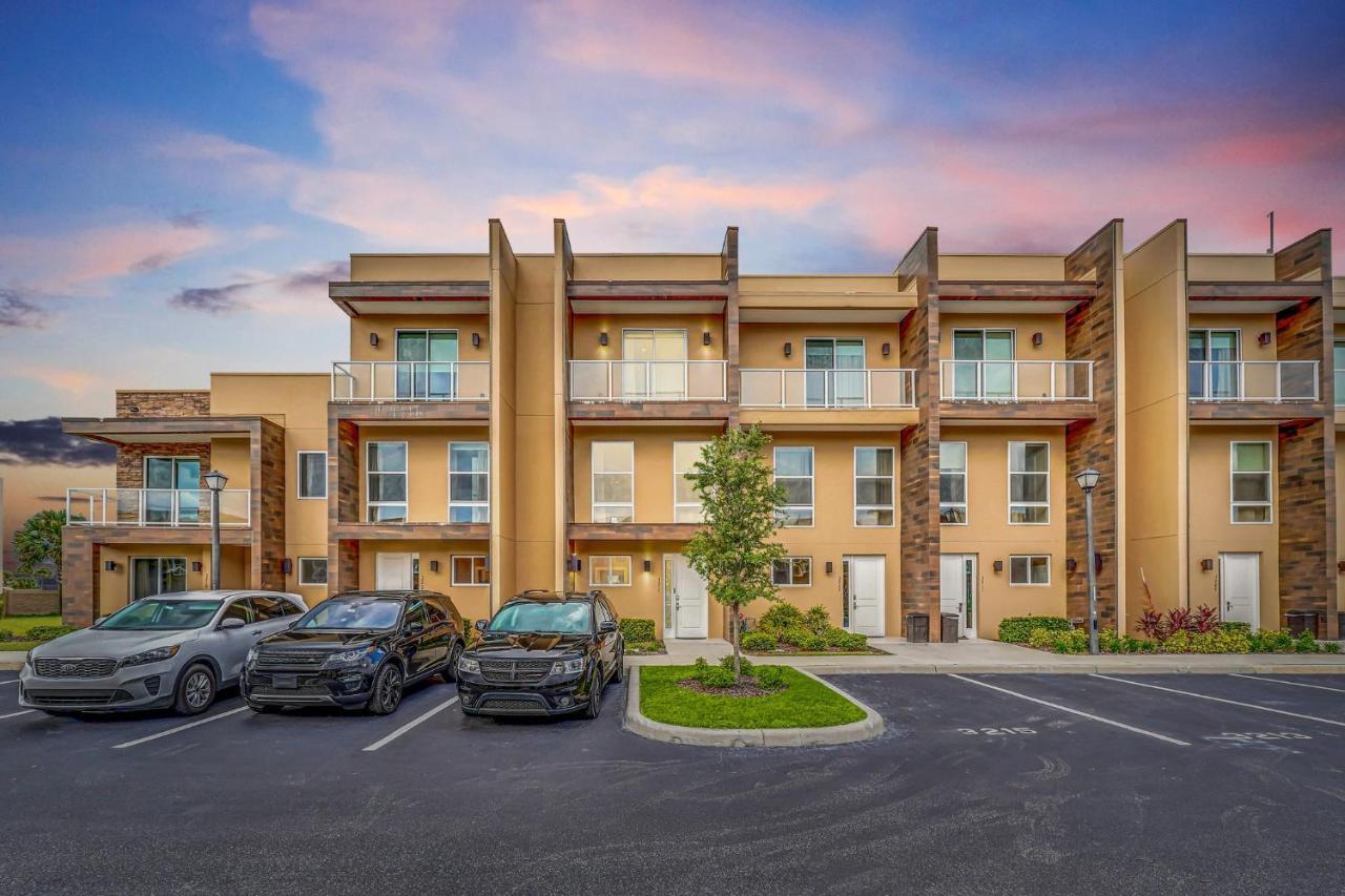 Luxury Villa Less Than A Mile From Disneyworld -Bonus Elevator- Orlando Exterior photo